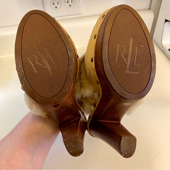 Ralph Lauren Tan Shearling Clogs - Picture 4 of 11